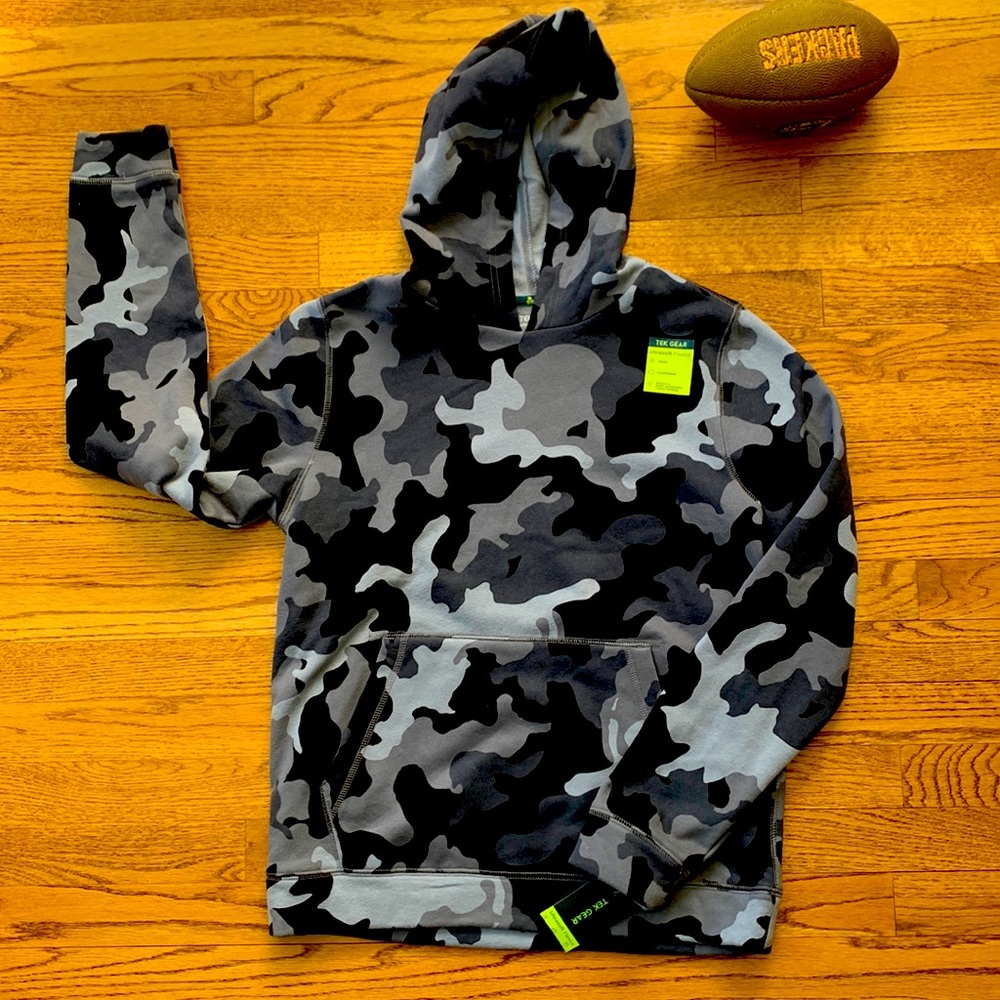 NWT Boy’s XL Ultra-soft Tek Gear hoodie